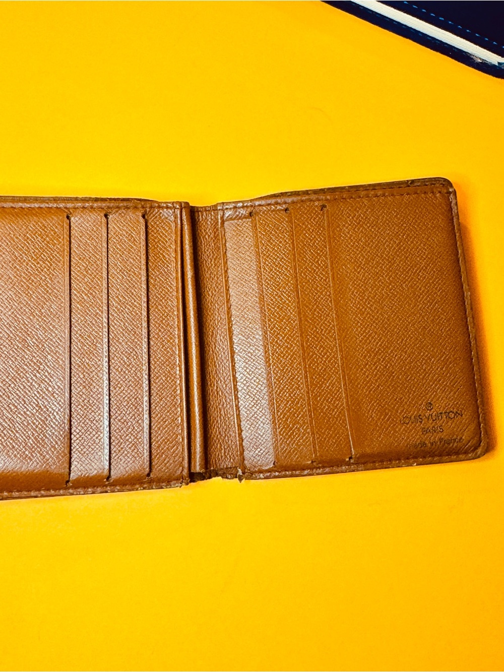 Louis Vuitton Compact Monogram Bifold Wallet organizer - Picture 2 of 10